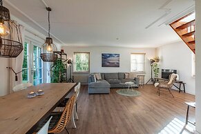 Dutch Beach Hideaway w/ Parking