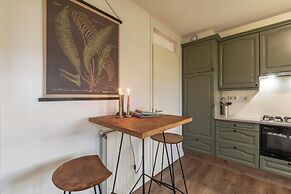 Dutch Beach Hideaway w/ Parking