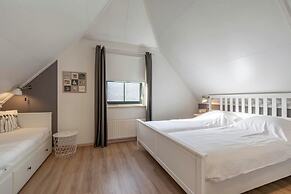 Dutch Beach Hideaway w/ Parking