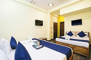 Hotel M-I-N-X Radhika Palace Ayodhya