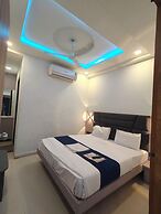 Hotel Khushboo