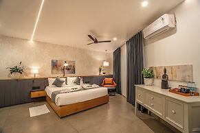 Aura Inn & Suites