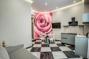 Lady Rose One