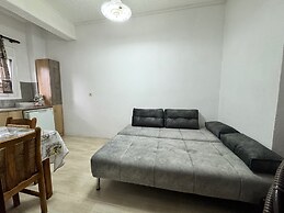 Giovanni Apartments
