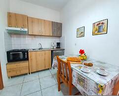 Giovanni Apartments
