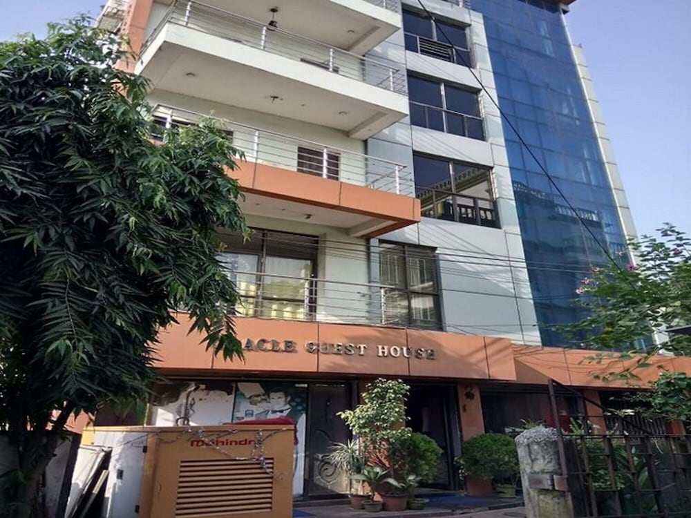 Oracle Guest House
