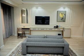Amira Boutique