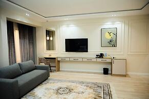 Amira Boutique