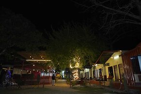 Tree Aura Retreat