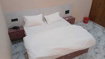 Hotel Keshav Palace