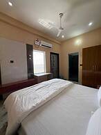 Hotel Keshav Palace