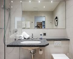 Stay Flex Hotel & Apartments