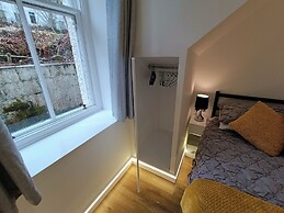 RnB - The Coach House - Ev Charger Option