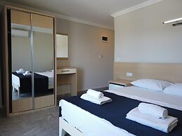 m2 otel