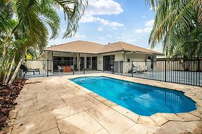 Zen Orient Luxurious 4BR Oasis With Private Pool