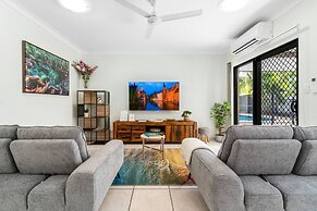 Zen Orient Luxurious 4BR Oasis With Private Pool