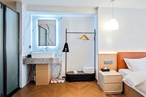 Ritz Star City View Residence
