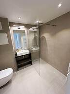 Premium Apartments with Air Conditioning - Dovers Yard