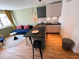 Premium Apartments with Air Conditioning - Dovers Yard