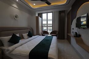 Hotel Sarovar Hill