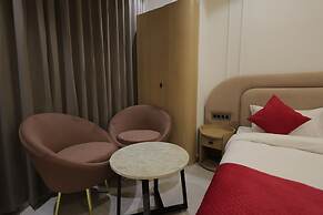 Hotel Sarovar Hill