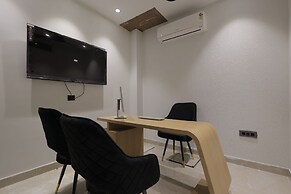Hotel Sarovar Hill