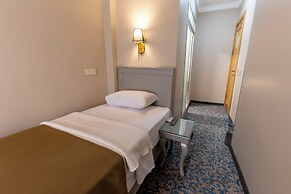 HOTEL UMIT 2