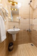 HOTEL UMIT 2
