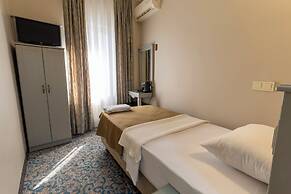 HOTEL UMIT 2