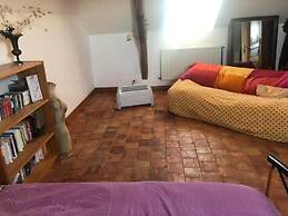 Belle Maison dans une ancienne école