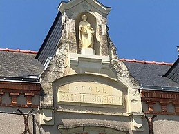 Belle Maison dans une ancienne école