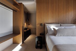 Crimson View Villa by Hide Out