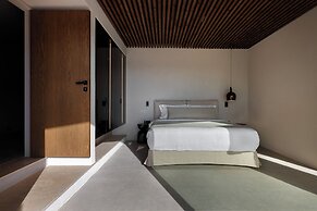 Crimson View Villa by Hide Out