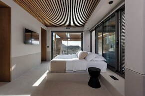 Crimson View Villa by Hide Out