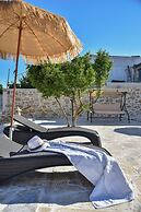 Villa 4 Season Poolside Paradise in Crete