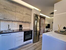 D A Luxury Suite Jacuzzi