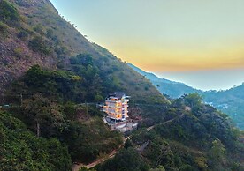 Hill Breeze Resort by VOYE HOMES