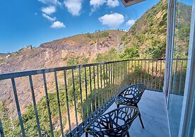 Hill Breeze Resort by VOYE HOMES