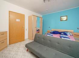 Apartments Milka Vodice