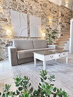 TOP SUITES