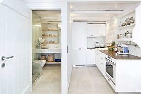 TOP SUITES