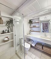 TOP SUITES