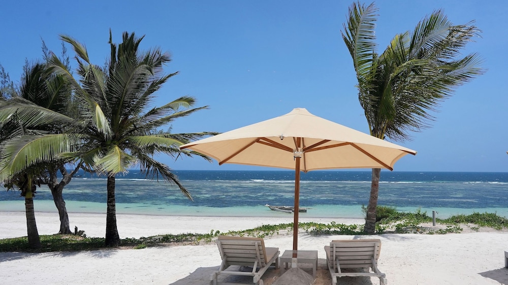 Zahari Oceanfront