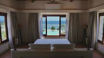 Zahari Oceanfront