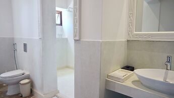 Zahari Oceanfront