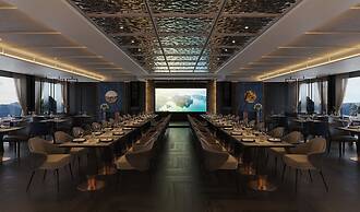 Victorious Cruise