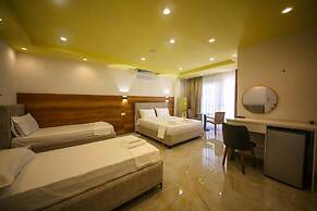 Tonis Rooms Vlore
