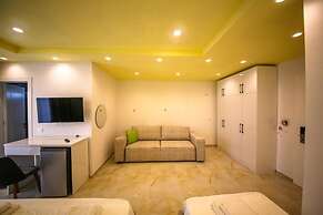 Tonis Rooms Vlore