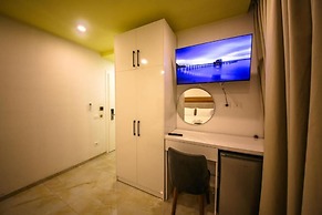 Tonis Rooms Vlore