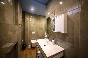 Tonis Rooms Vlore